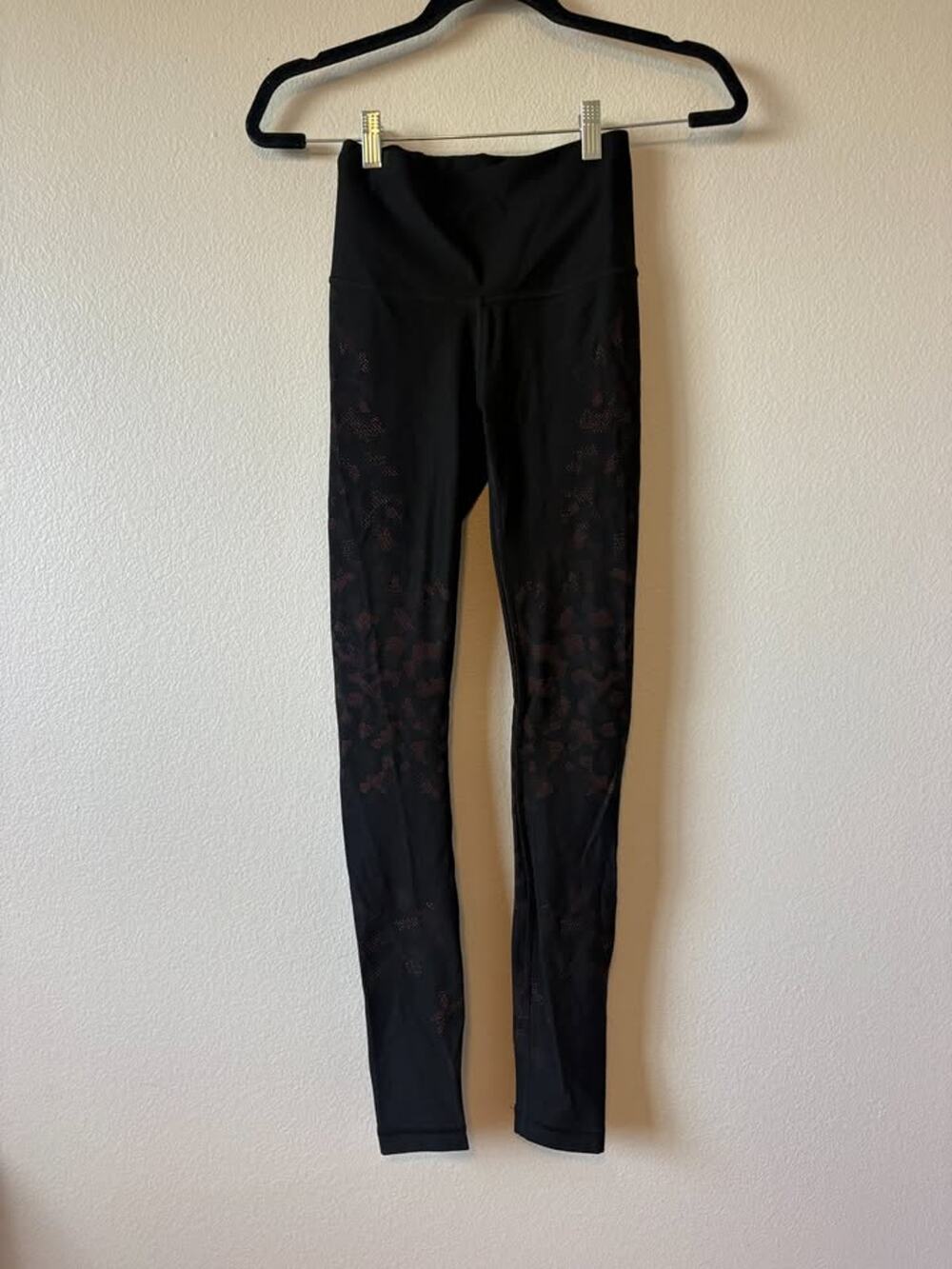 Lululemon Black Leggings with Copper Leopard Mesh Panels - Size 4